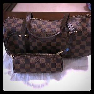 💯 %authentic Louis Vuitton Papillon handbag